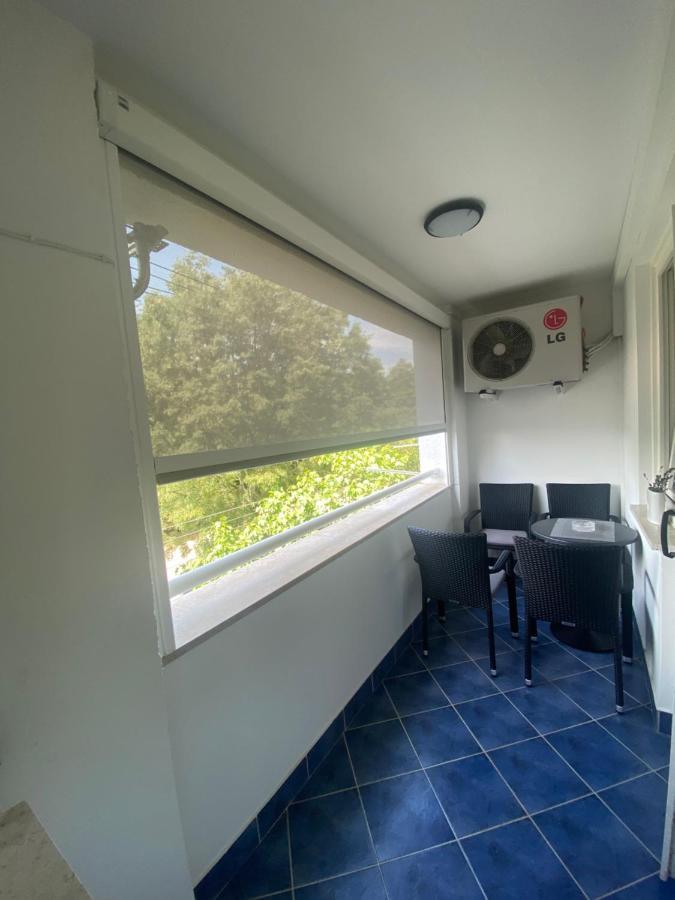 Apartman Njivice Eksteriør billede